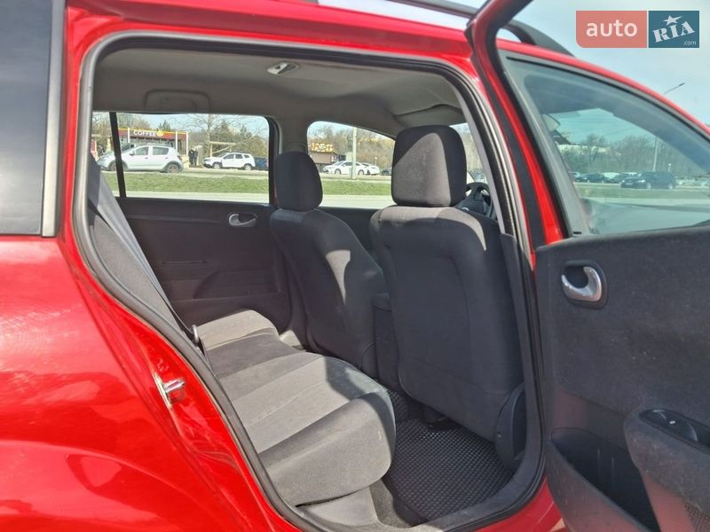 Універсал Renault Megane 2009 в Запоріжжі фото 15 Універсал Renault Megane 2009 в Запоріжжі