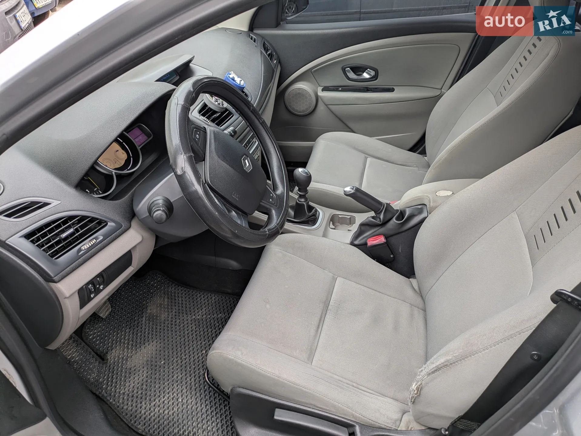 2010 Renault Megane - мініатюра 10