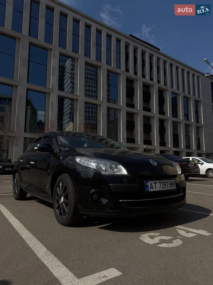 2012 Renault Megane - мініатюра 32