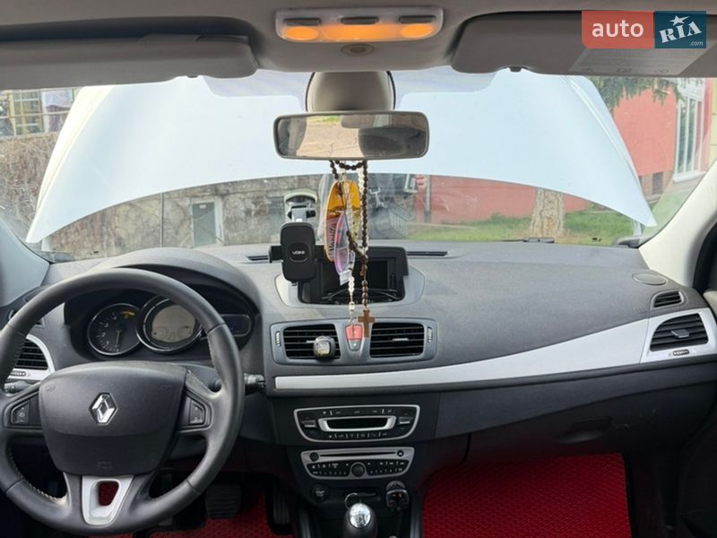 Універсал Renault Megane 2011 в Золочеві