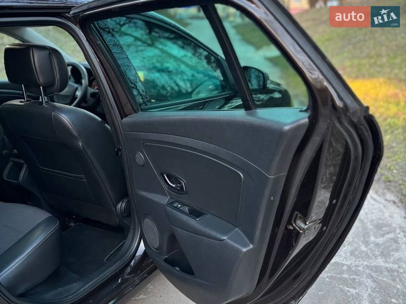 Универсал Renault Megane 2013 в Остроге фото 29 Универсал Renault Megane 2013 в Остроге
