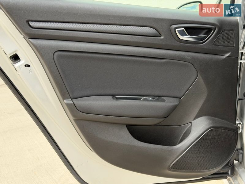 Универсал Renault Megane 2019 в Луцке фото 61 Универсал Renault Megane 2019 в Луцке