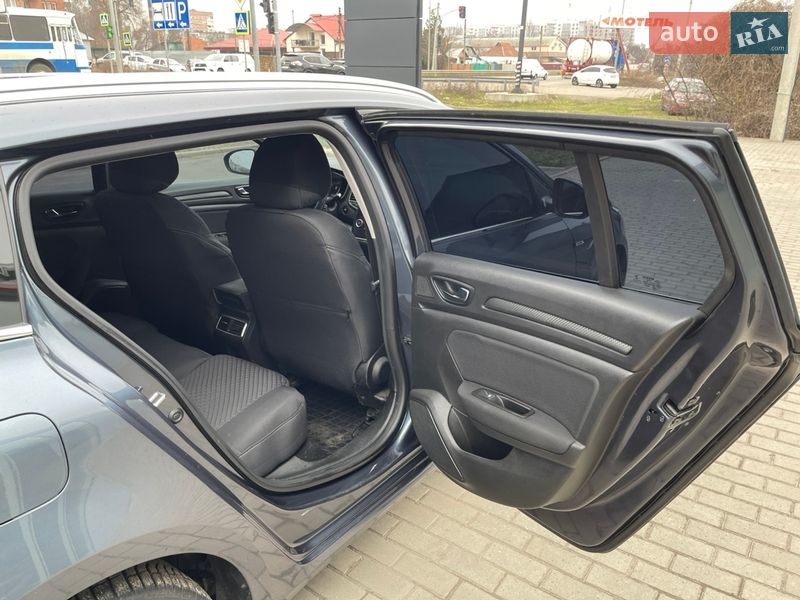 Универсал Renault Megane 2017 в Полтаве фото 31 Универсал Renault Megane 2017 в Полтаве