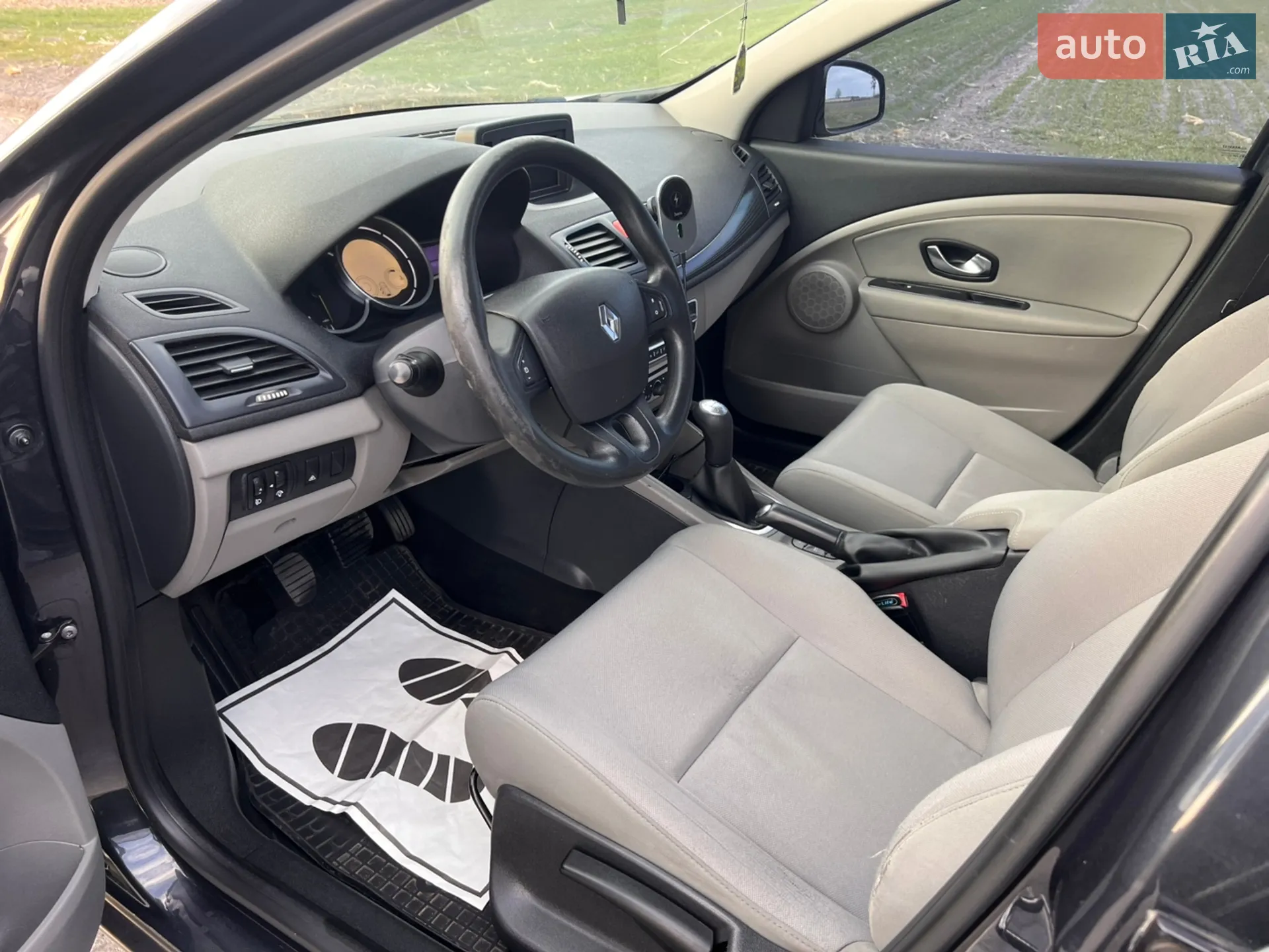 2010 Renault Megane - мініатюра 8
