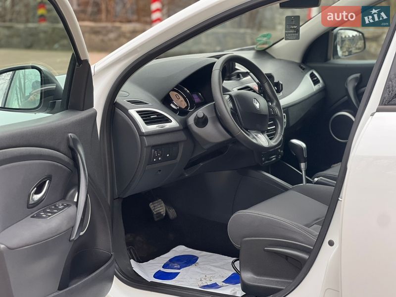 Универсал Renault Megane 2010 в Ивано-Франковске фото 28 Универсал Renault Megane 2010 в Ивано-Франковске