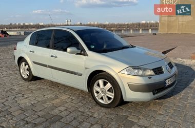 Седан Renault Megane 2003 в Киеве