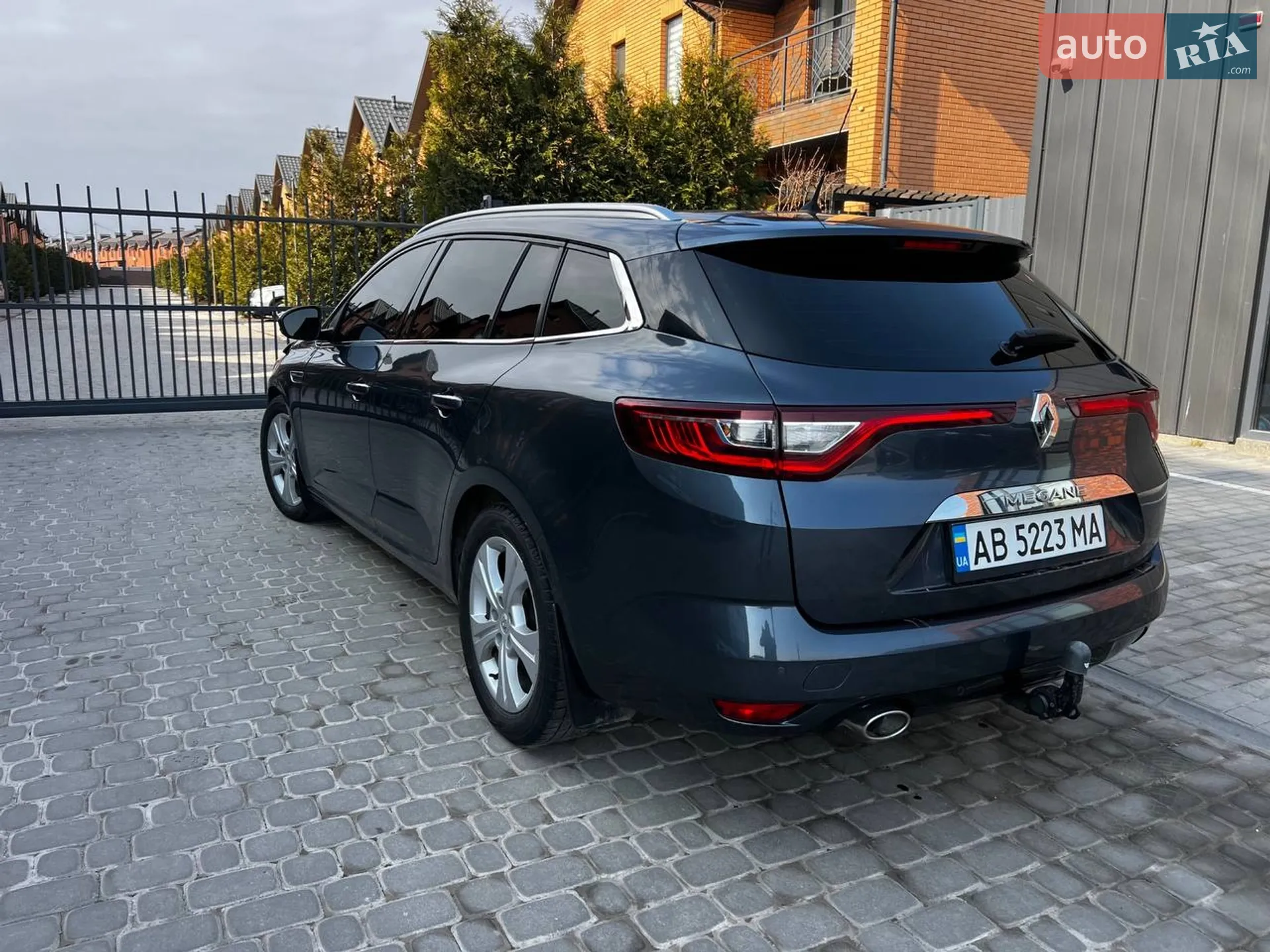 Renault Megane 2017 VIN VF1RFB00156985249 фото оголошення 10 з 28
