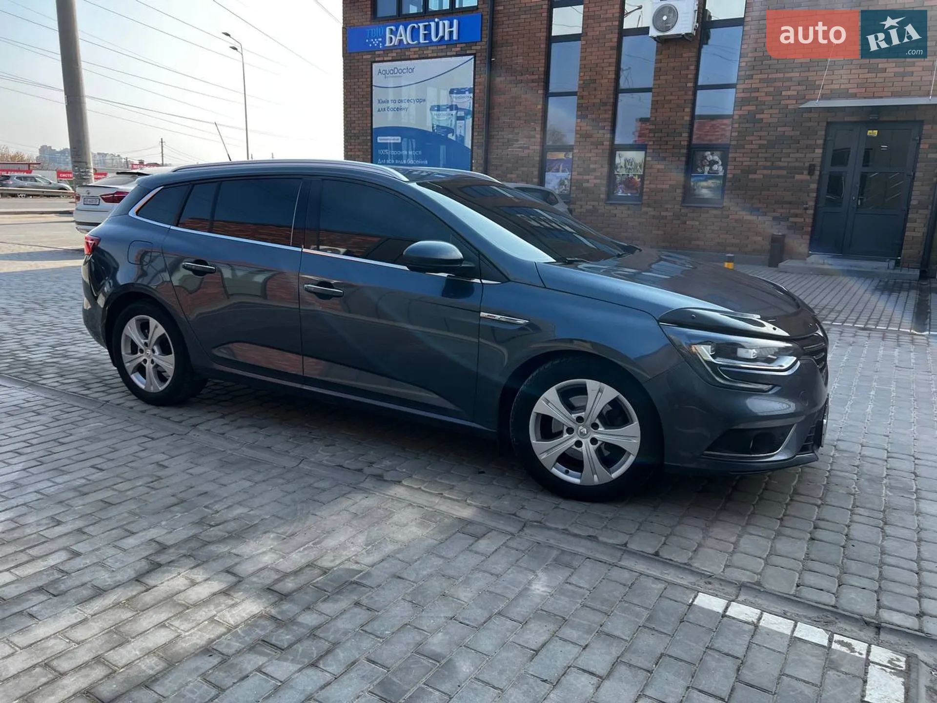 Renault Megane 2017 VIN VF1RFB00156985249 фото оголошення 9 з 28