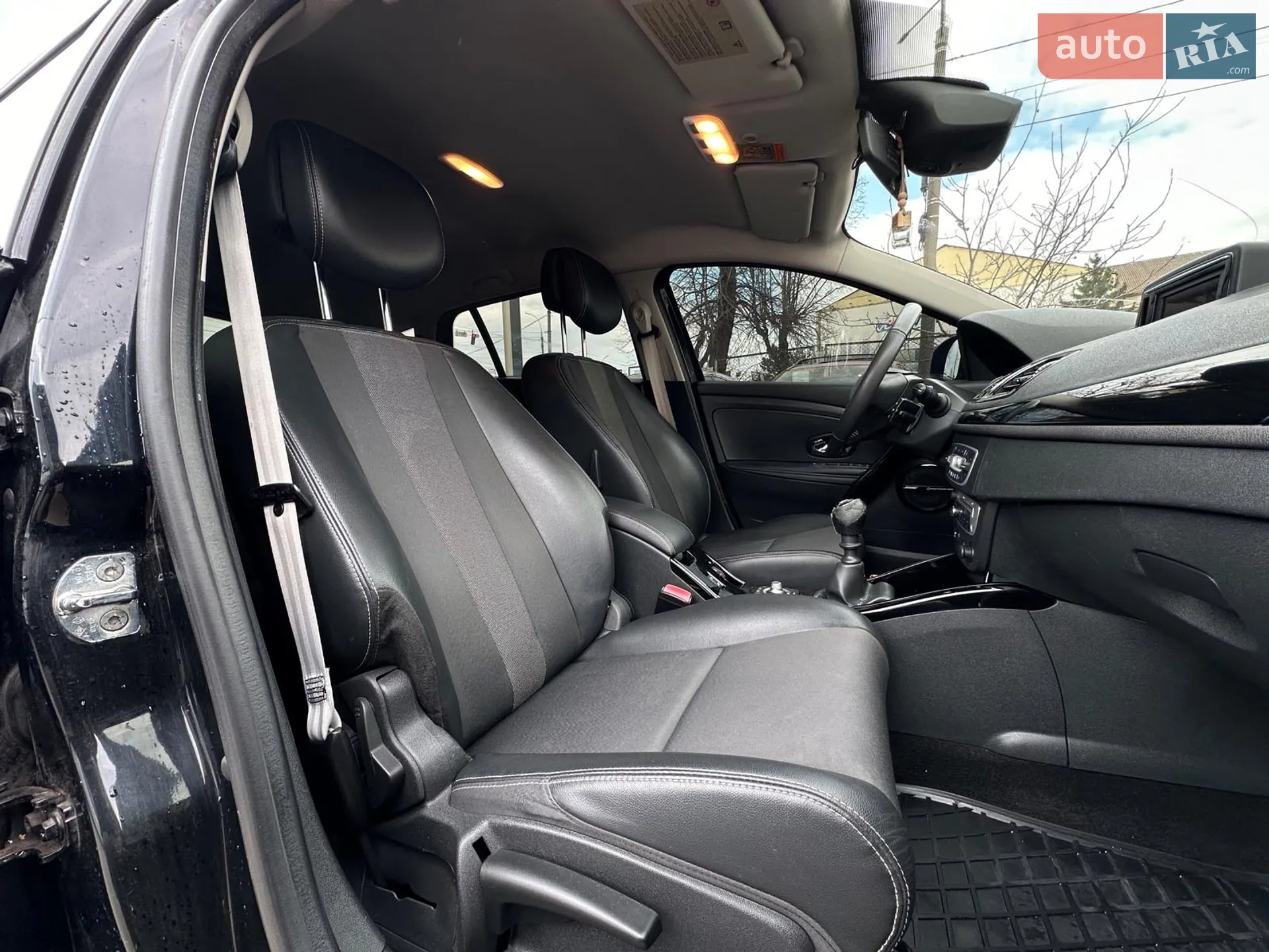 2012 Renault Megane - мініатюра 11