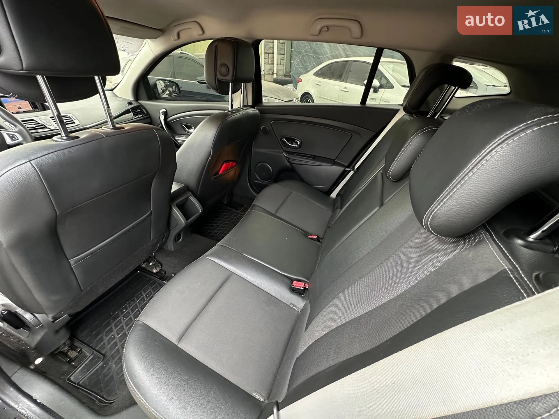 2012 Renault Megane - мініатюра 17