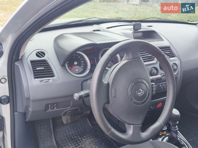 Универсал Renault Megane 2005 в Черновцах фото 4 Универсал Renault Megane 2005 в Черновцах