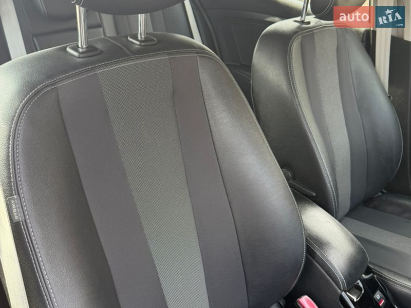Универсал Renault Megane 2012 в Львове фото 22 Универсал Renault Megane 2012 в Львове
