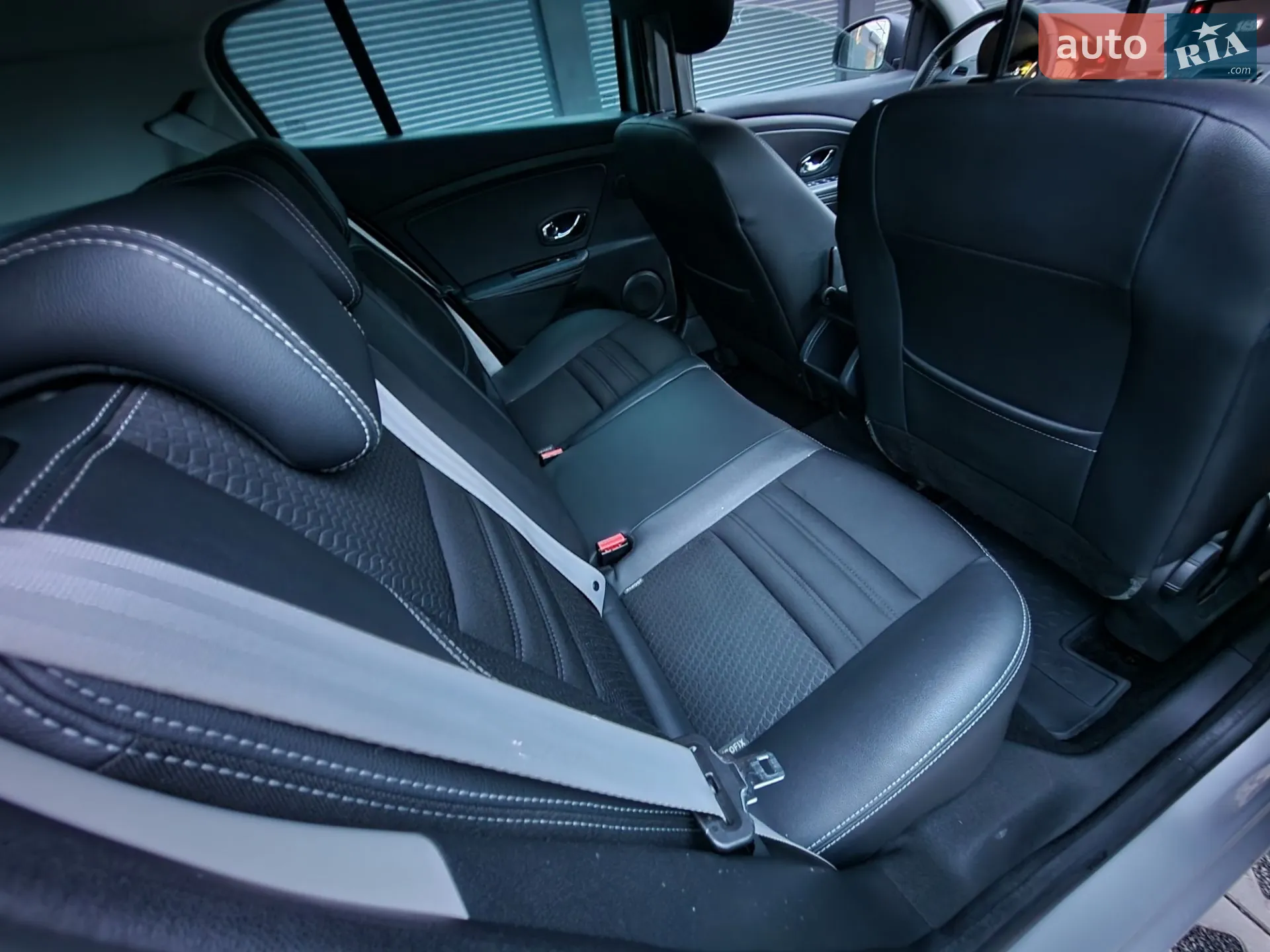 2013 Renault Megane - мініатюра 23