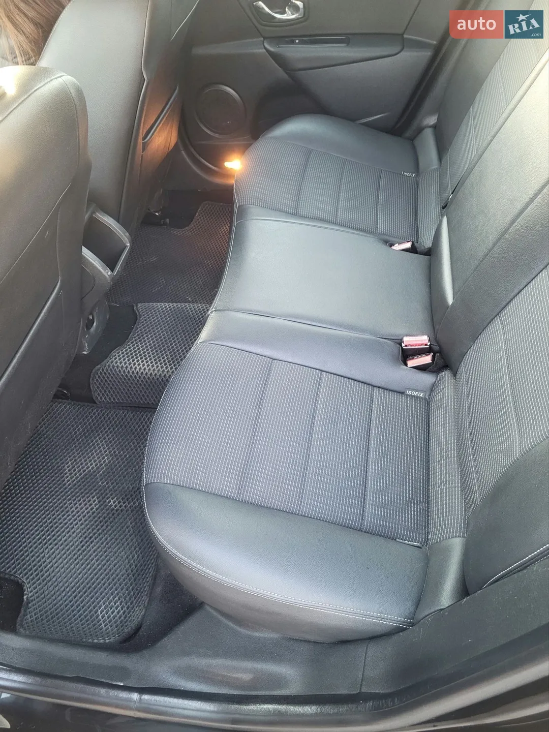 2012 Renault Megane - мініатюра 12
