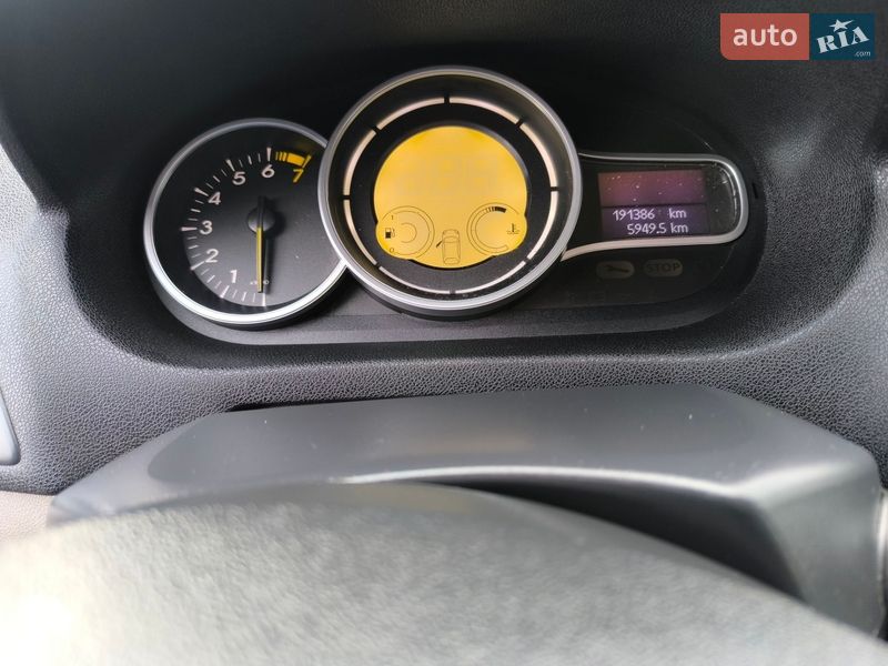 Хэтчбек Renault Megane 2011 в Теплике