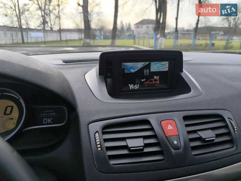 Хэтчбек Renault Megane 2011 в Теплике