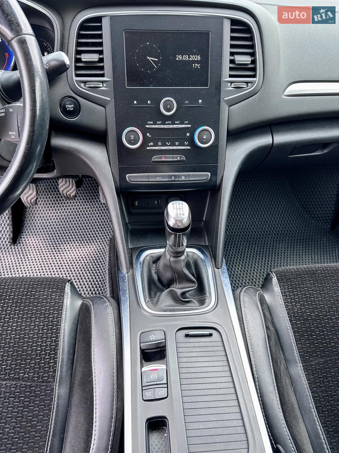 2016 Renault Megane - мініатюра 9