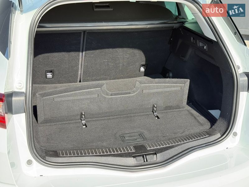 Универсал Renault Megane 2019 в Броварах фото 35 Универсал Renault Megane 2019 в Броварах