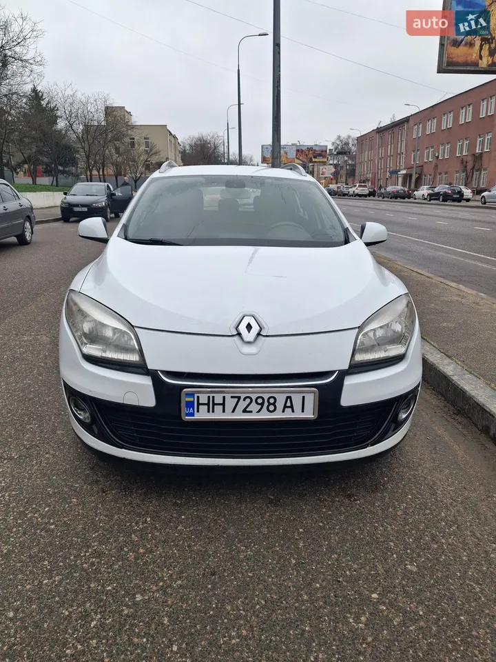 2012 Renault Megane - мініатюра 21