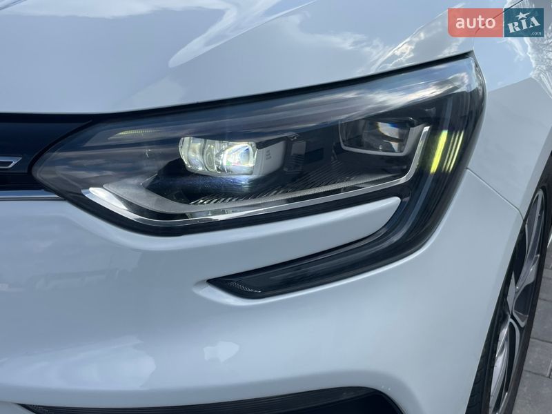 Універсал Renault Megane 2016 в Луцьку