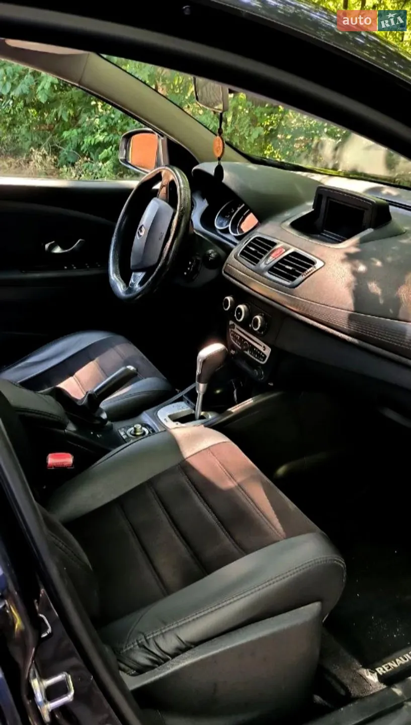 2011 Renault Megane - мініатюра 10