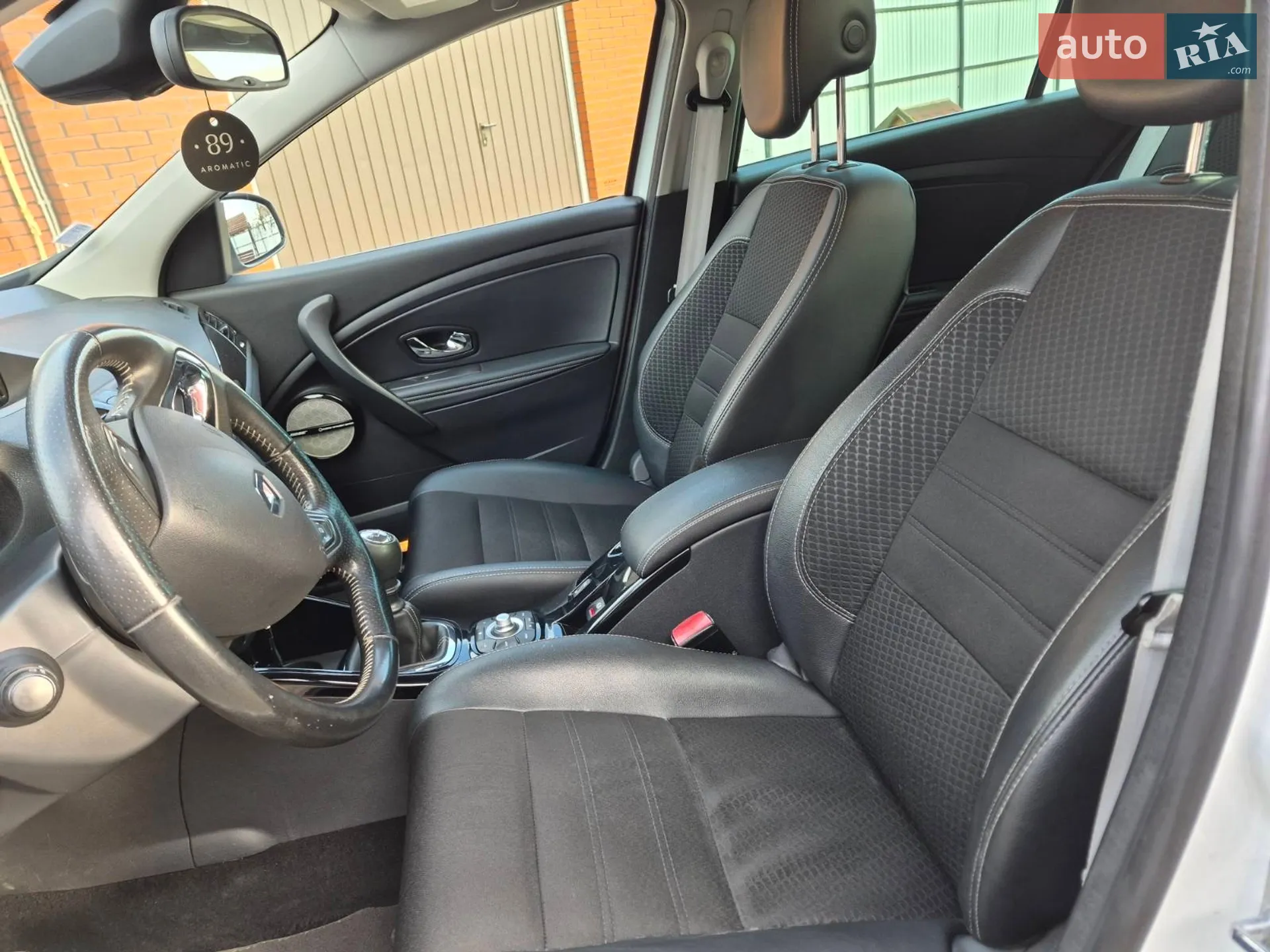 2015 Renault Megane - мініатюра 24