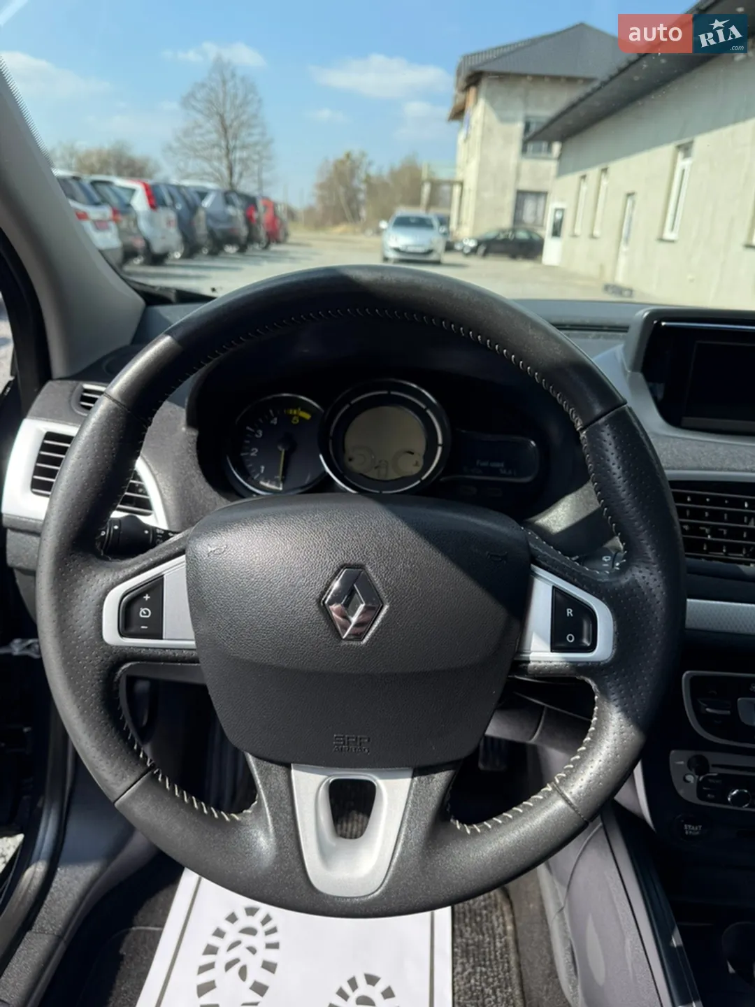 2012 Renault Megane - мініатюра 134