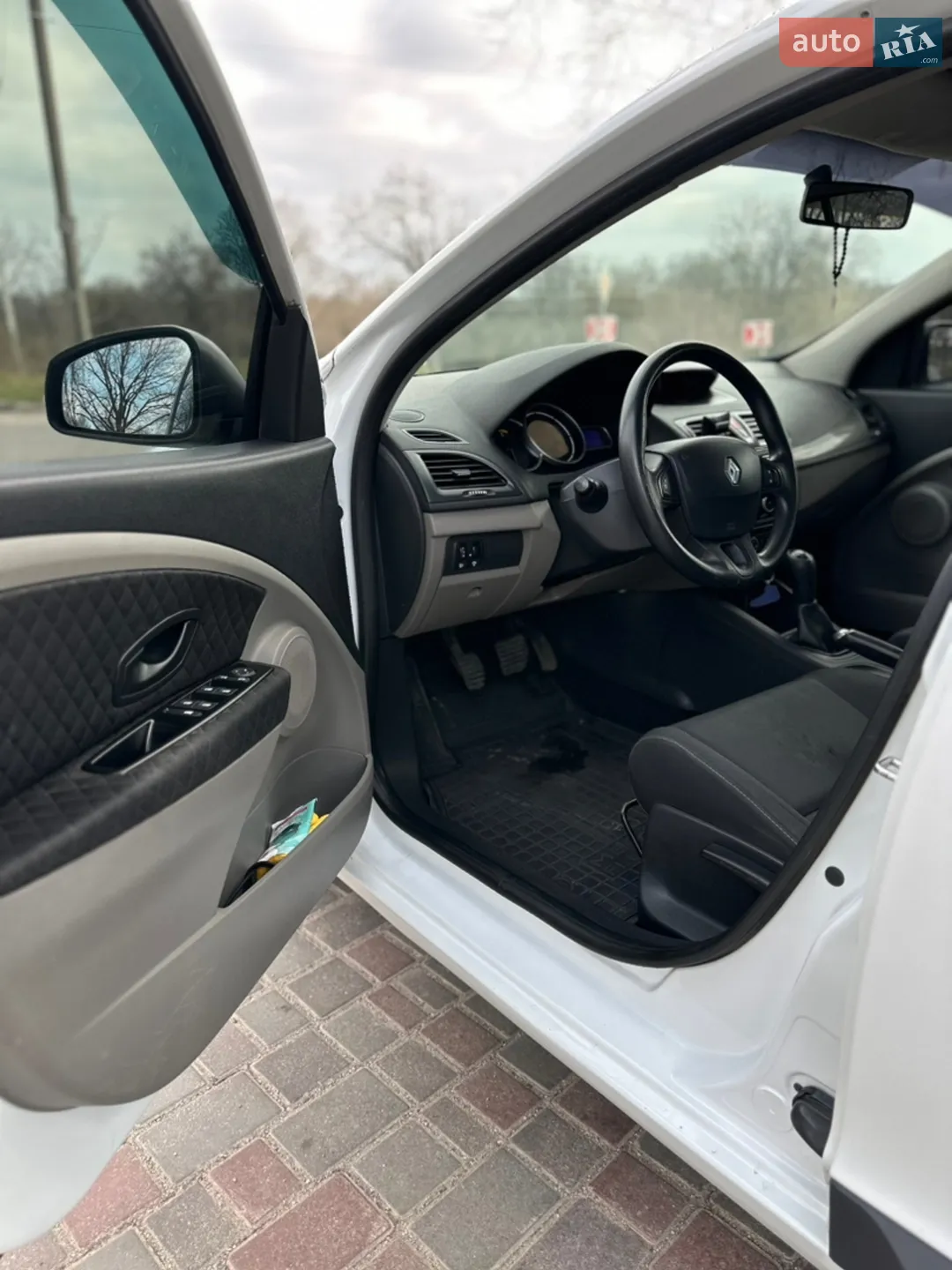 2010 Renault Megane - мініатюра 5