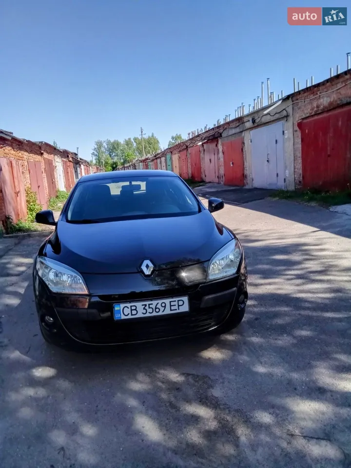2010 Renault Megane - мініатюра 15