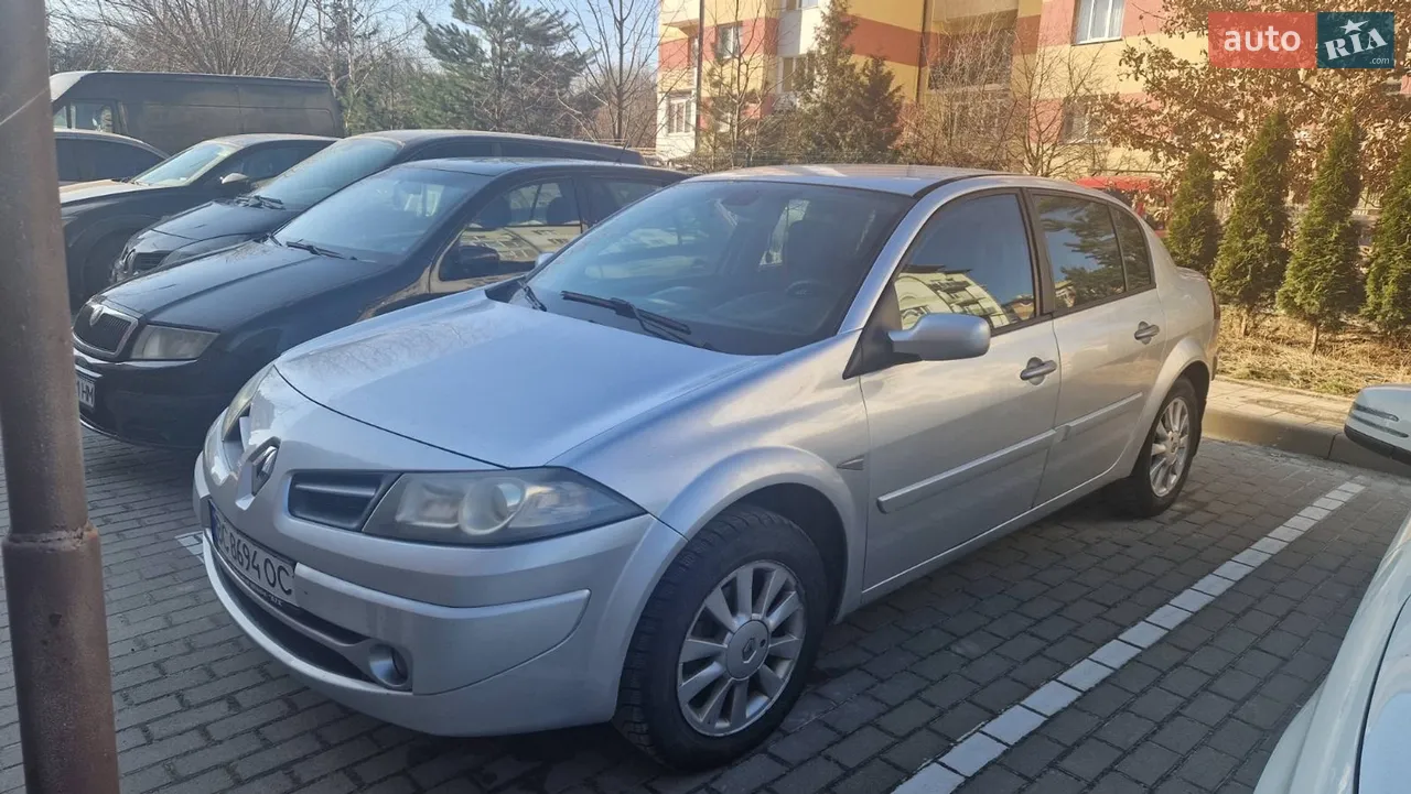 2010 Renault Megane - мініатюра 38
