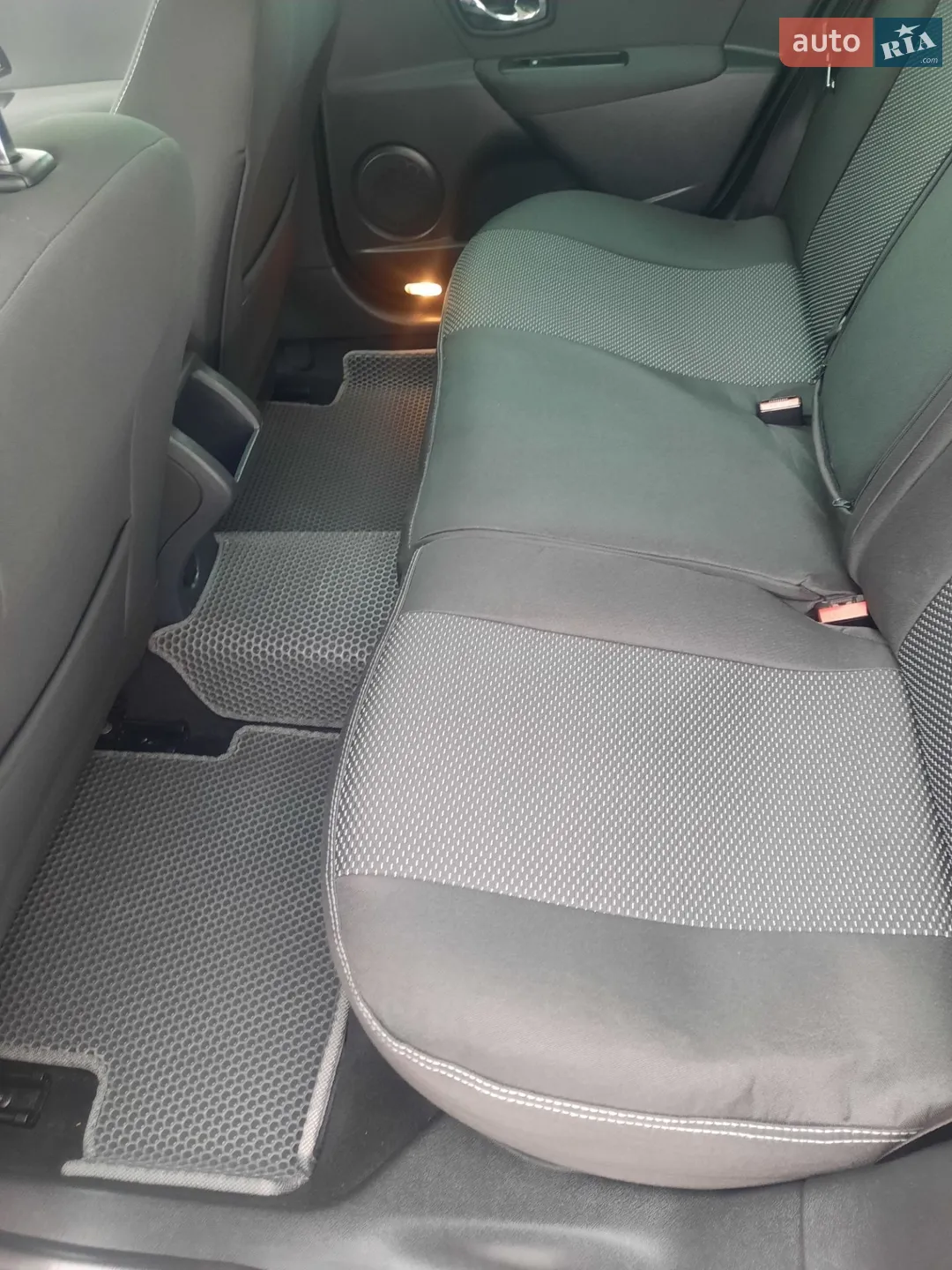 2012 Renault Megane - мініатюра 13