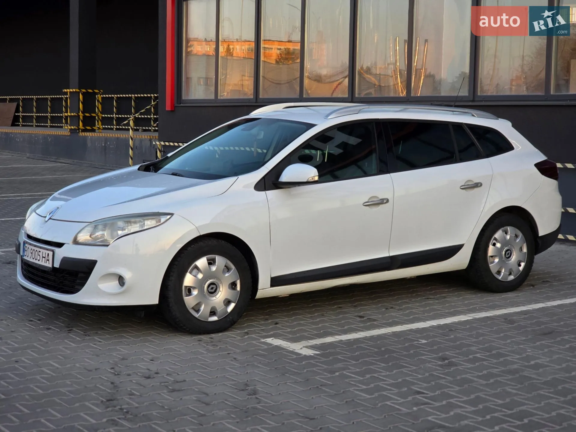 2010 Renault Megane - мініатюра 6