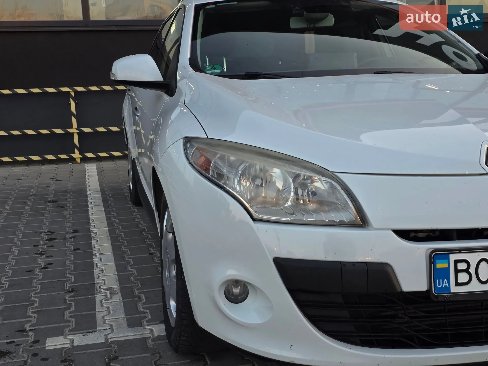 2010 Renault Megane - мініатюра 18