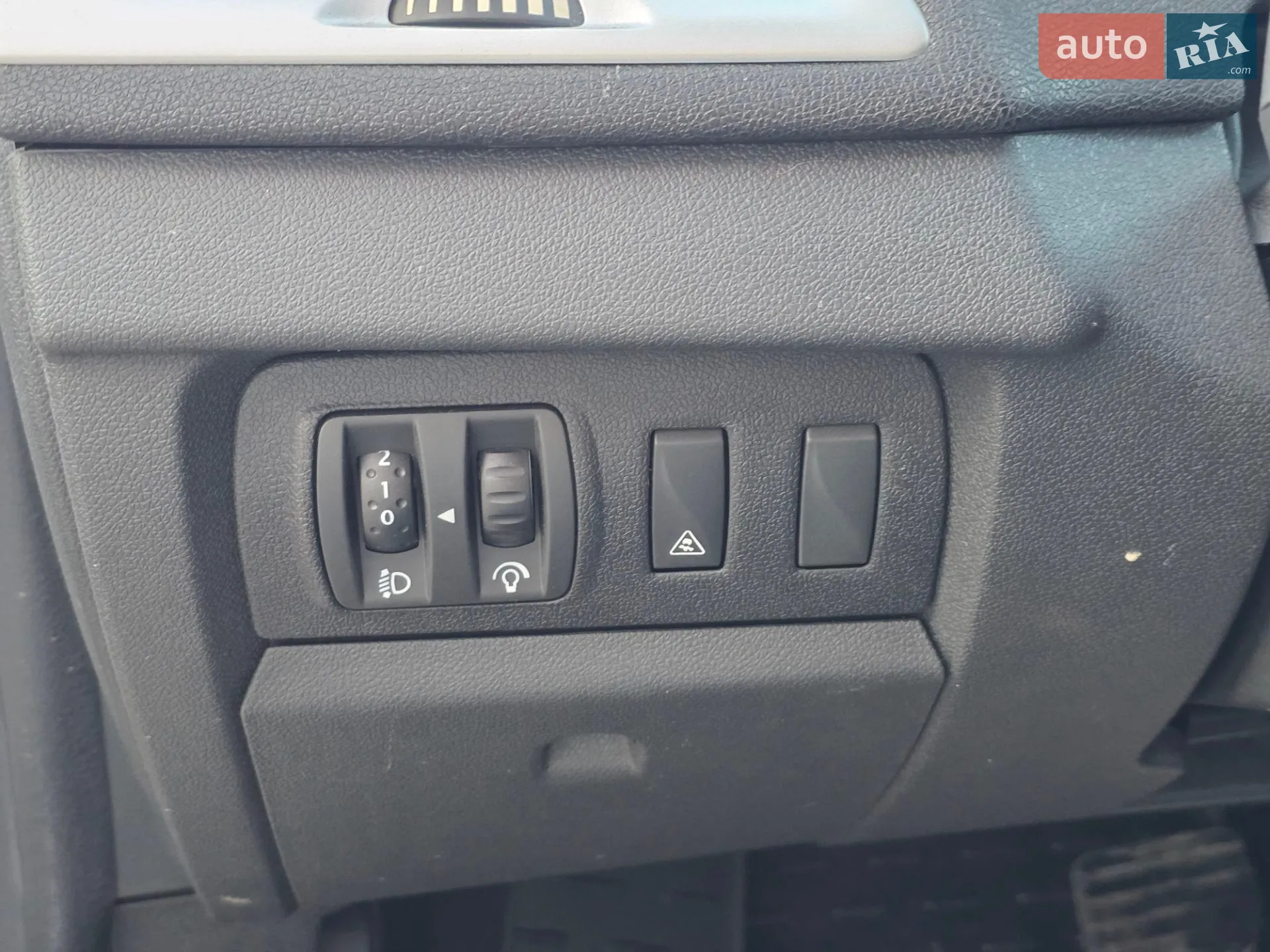 2010 Renault Megane - мініатюра 40