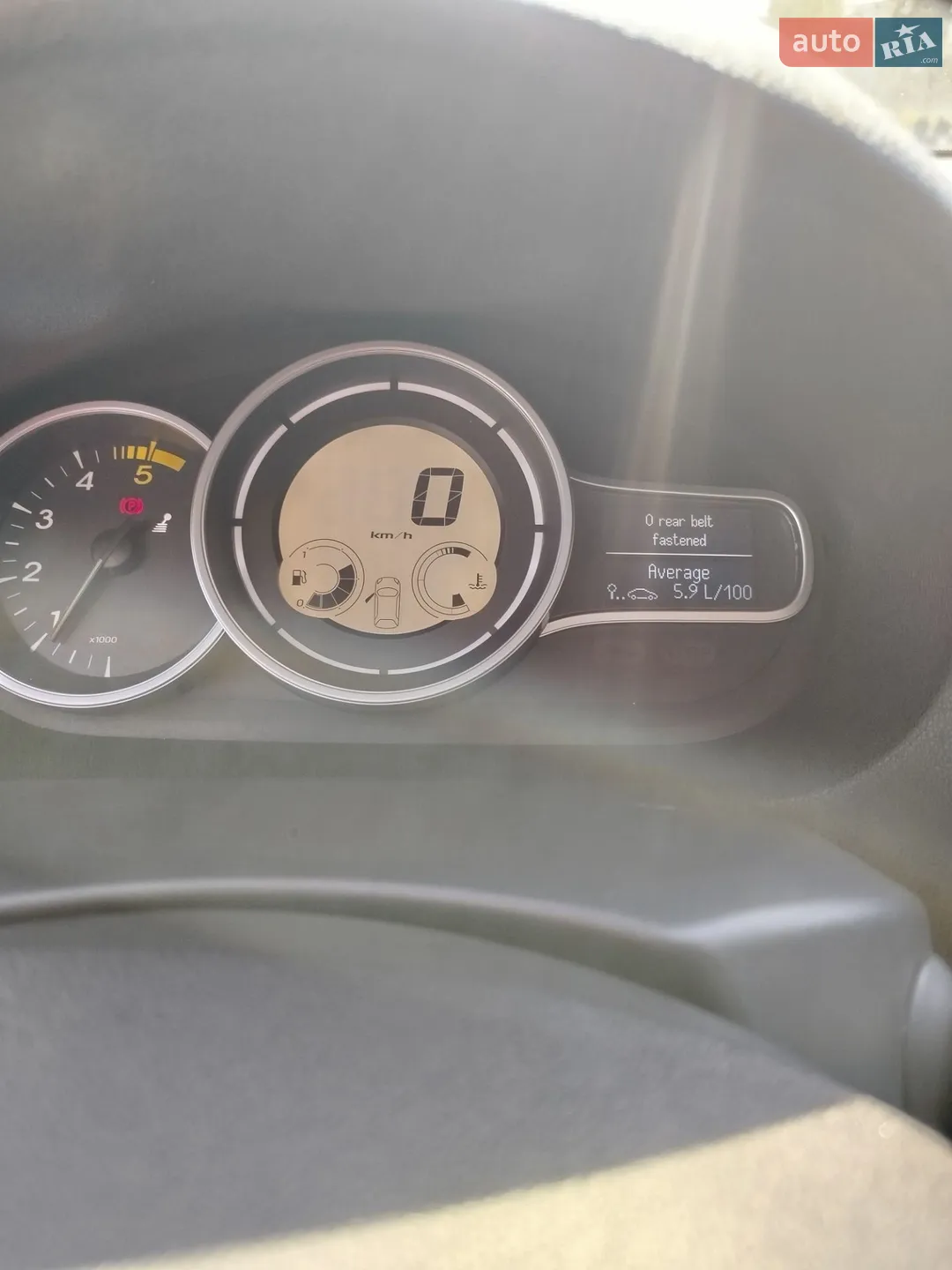 2010 Renault Megane - мініатюра 2