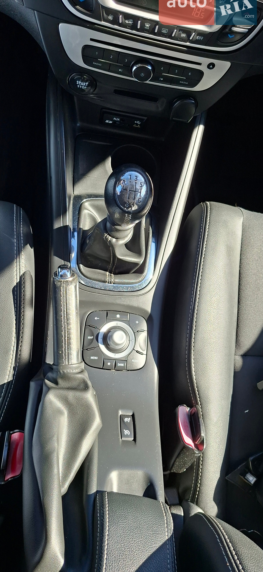 2015 Renault Megane - мініатюра 85