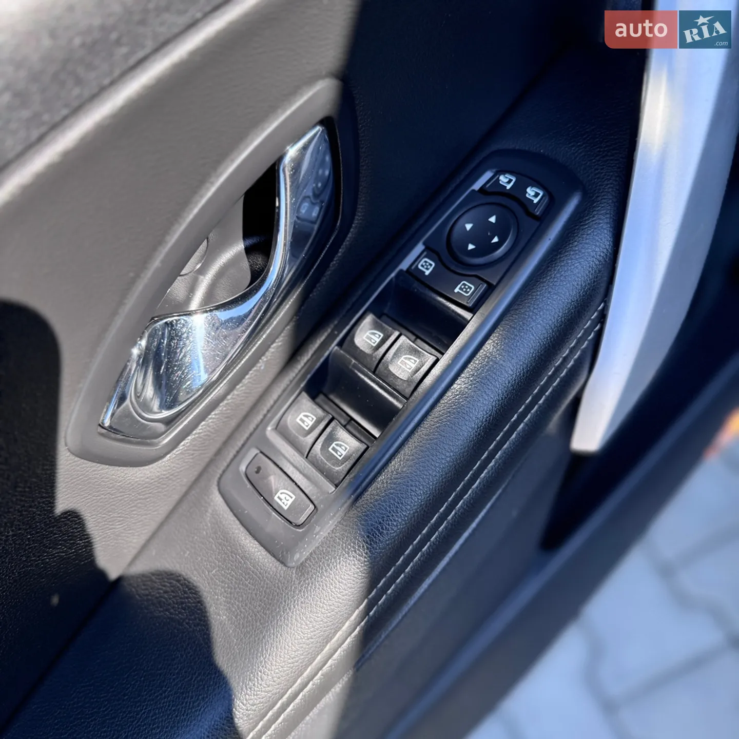 2012 Renault Megane - мініатюра 13