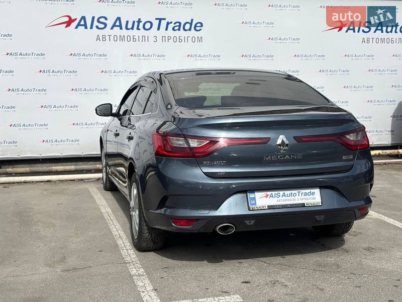 Седан Renault Megane 2017 в Киеве