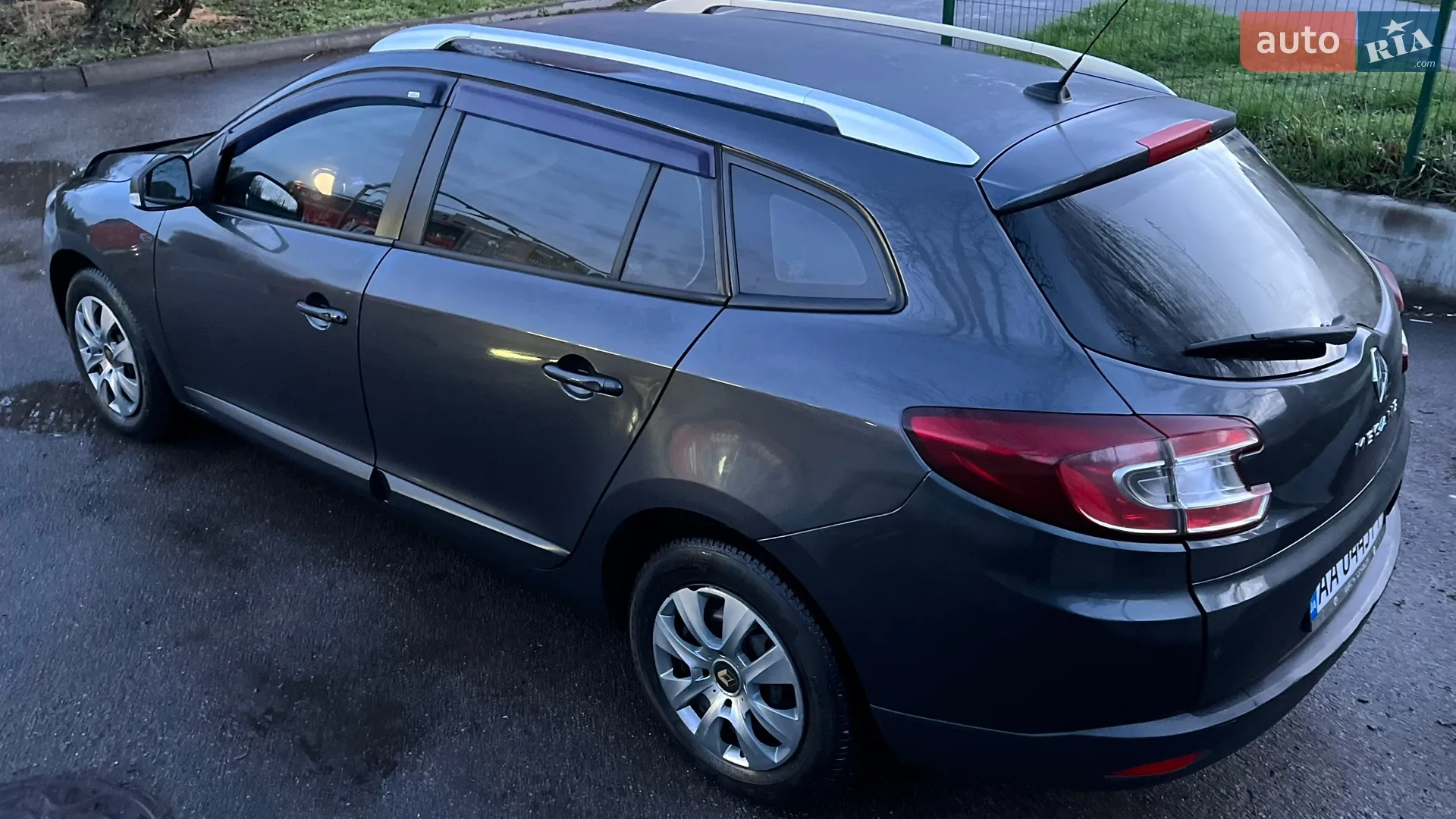 2010 Renault Megane - мініатюра 8