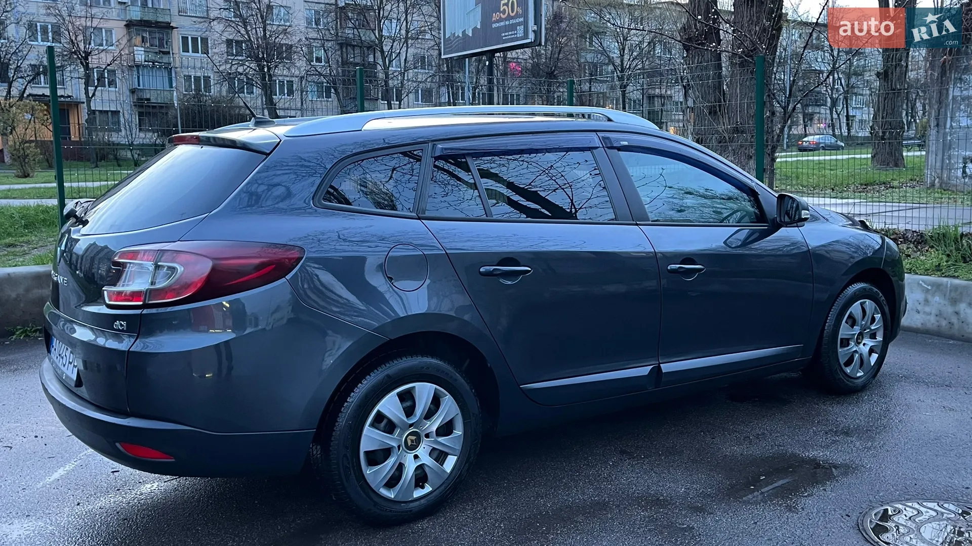 2010 Renault Megane - мініатюра 23
