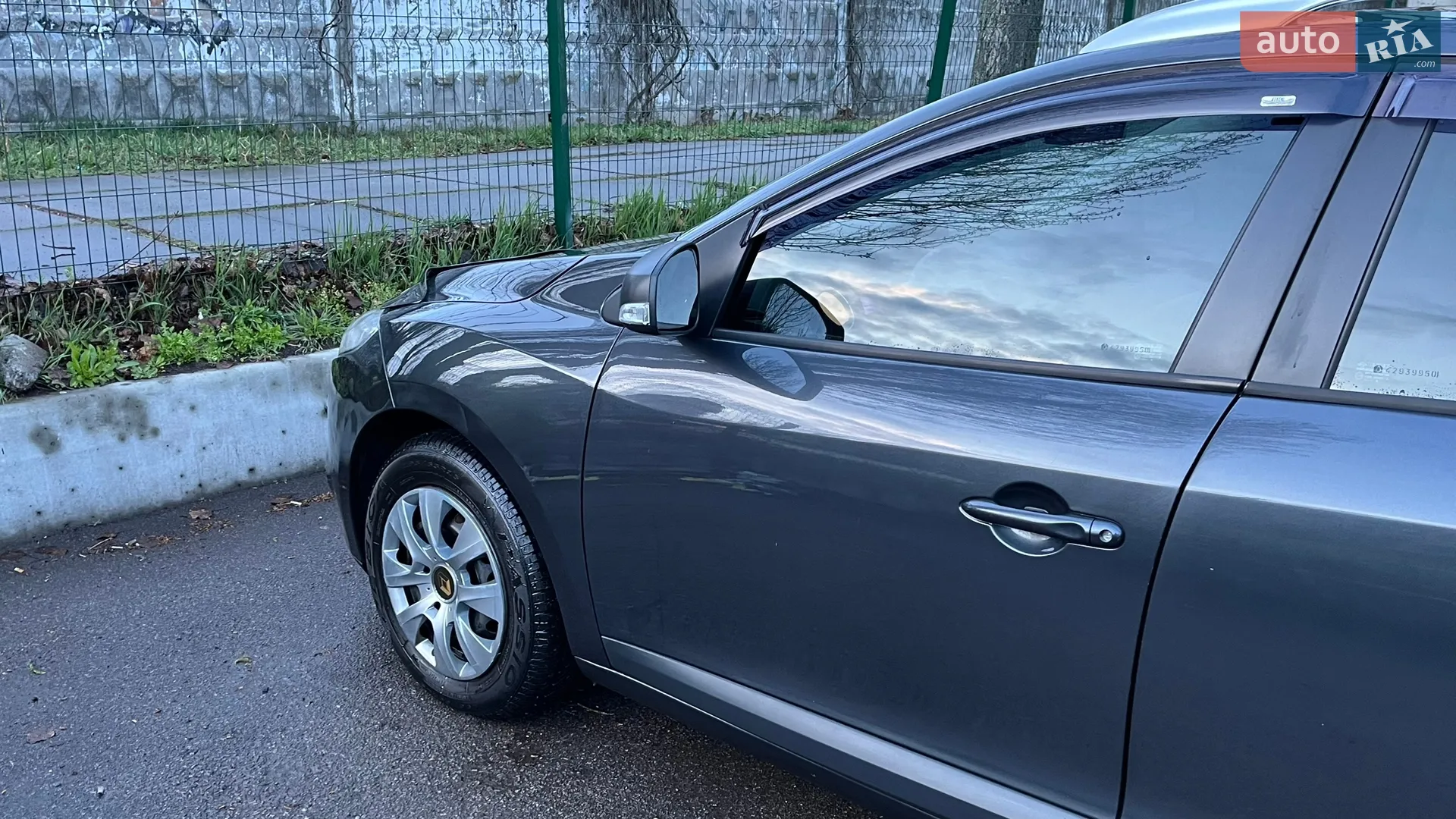 2010 Renault Megane - мініатюра 28