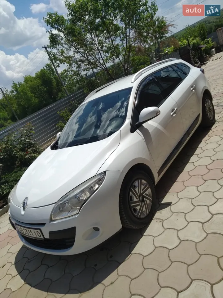 2010 Renault Megane - мініатюра 17