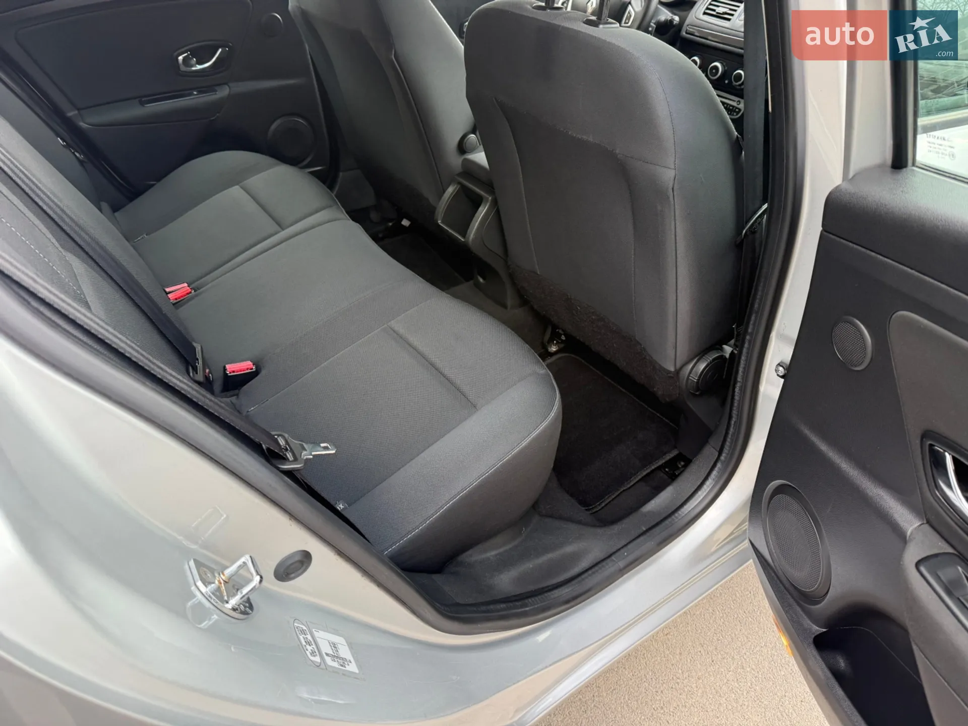 2012 Renault Megane - мініатюра 27