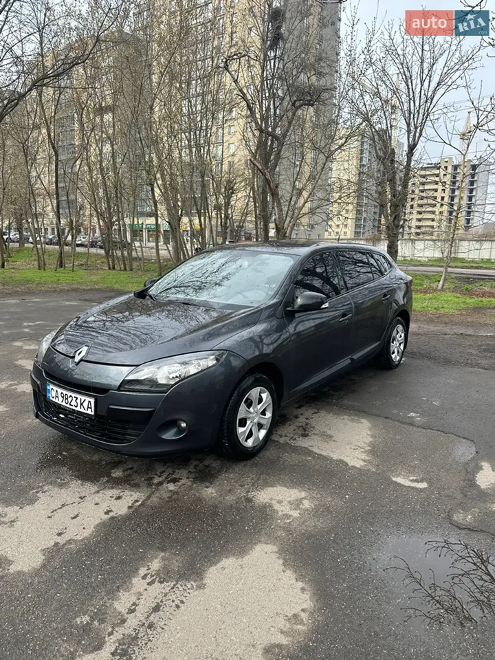 2012 Renault Megane - мініатюра 30