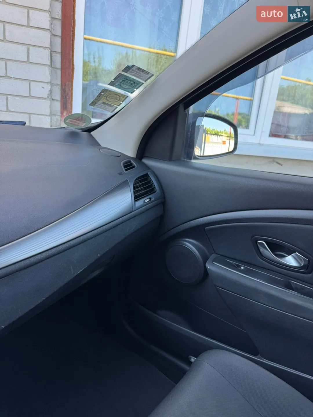 2011 Renault Megane - мініатюра 37
