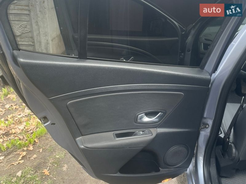 Хетчбек Renault Megane 2008 в Конотопі фото 21 Хетчбек Renault Megane 2008 в Конотопі