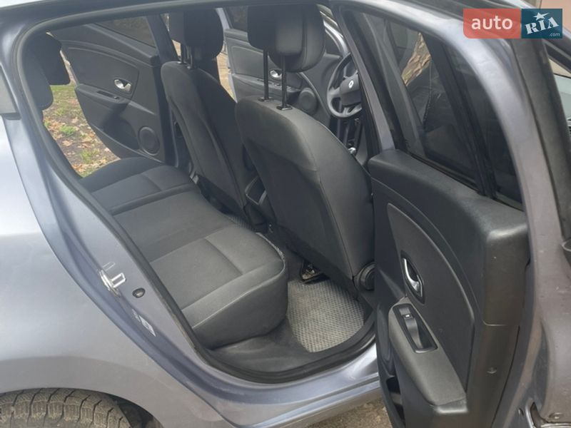 Хетчбек Renault Megane 2008 в Конотопі фото 24 Хетчбек Renault Megane 2008 в Конотопі