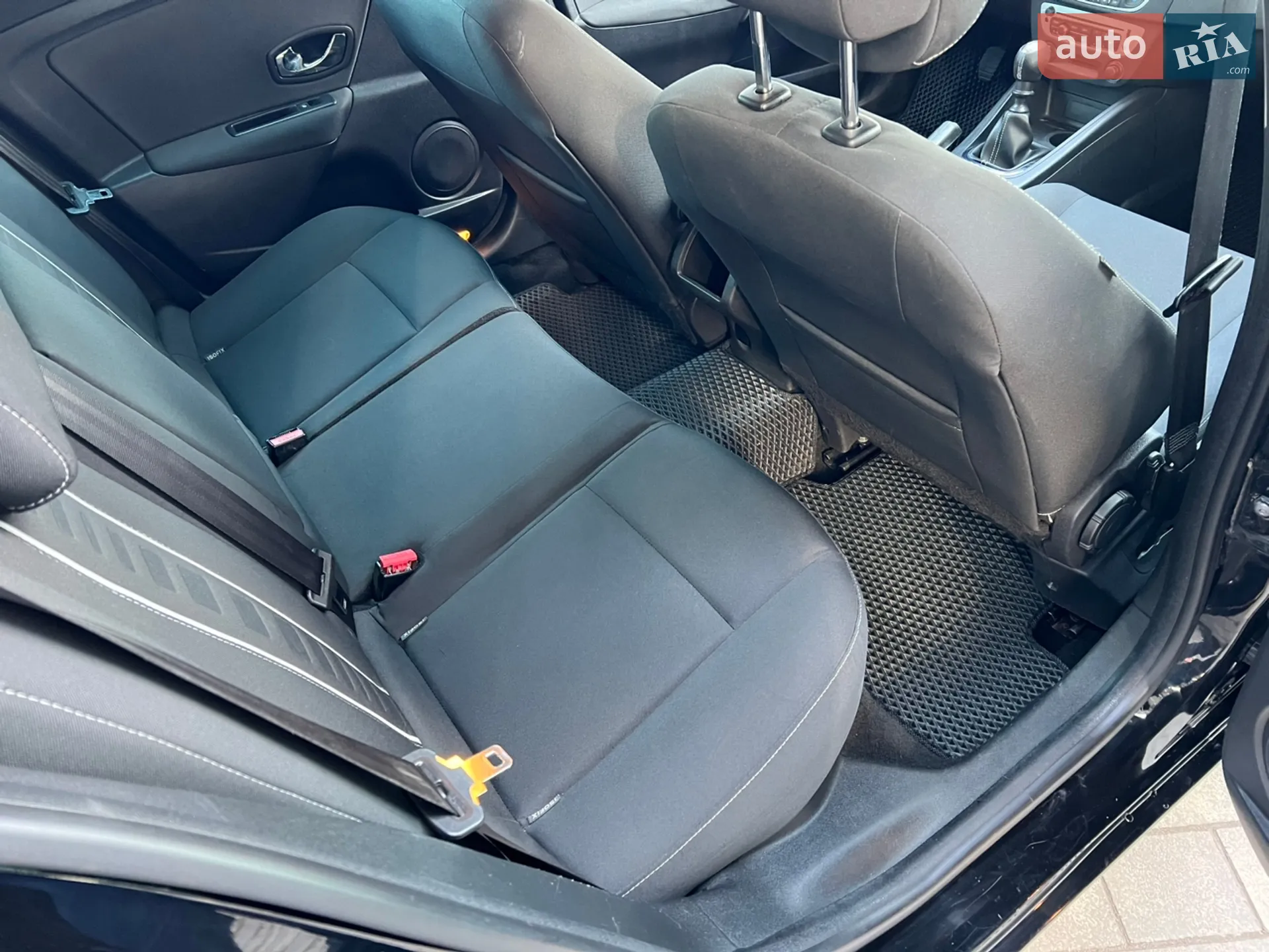 2012 Renault Megane - мініатюра 30