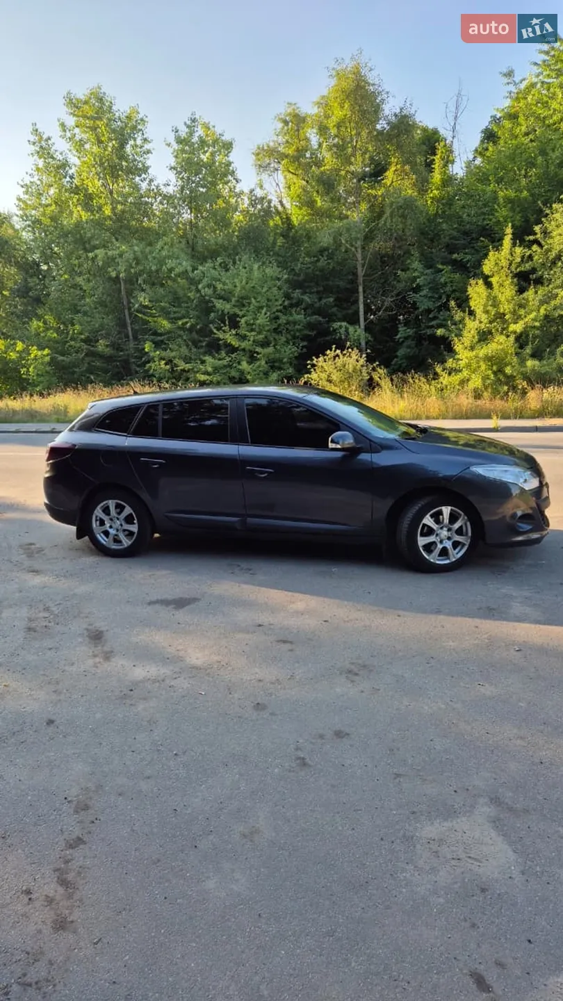 2010 Renault Megane - фото 1
