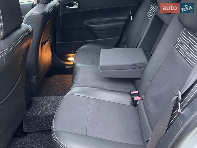 Універсал Renault Megane 2009 в Луцьку фото 18 Універсал Renault Megane 2009 в Луцьку